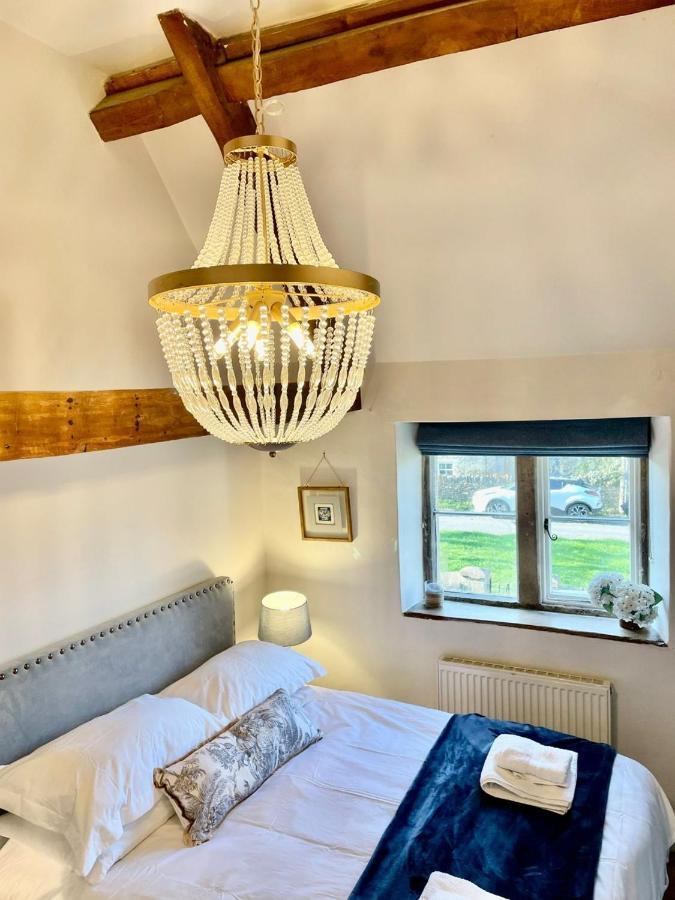 Atworth Hebe Cottage - Idyllic And Homely With Attention To Detail מראה חיצוני תמונה
