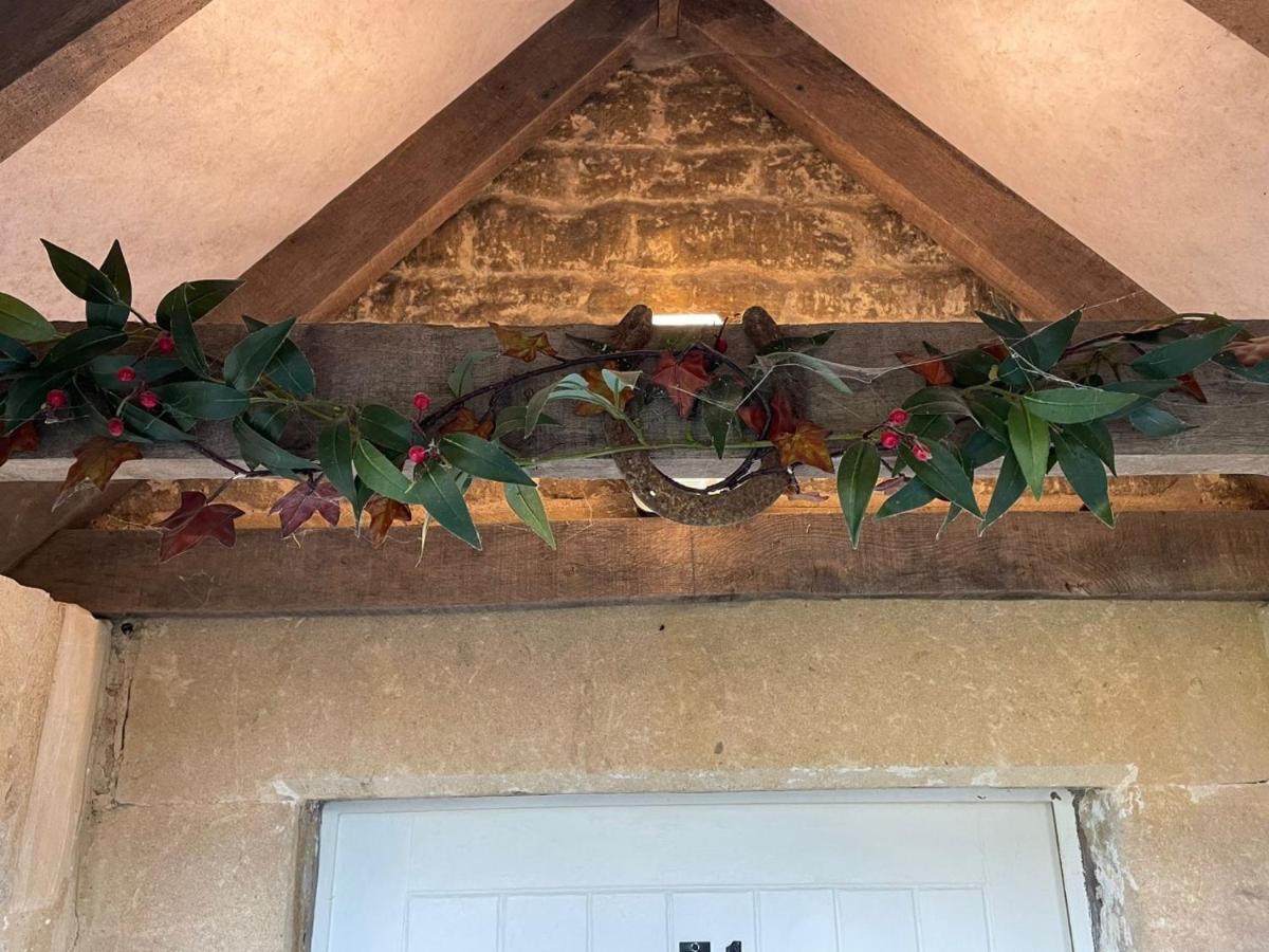 Atworth Hebe Cottage - Idyllic And Homely With Attention To Detail מראה חיצוני תמונה